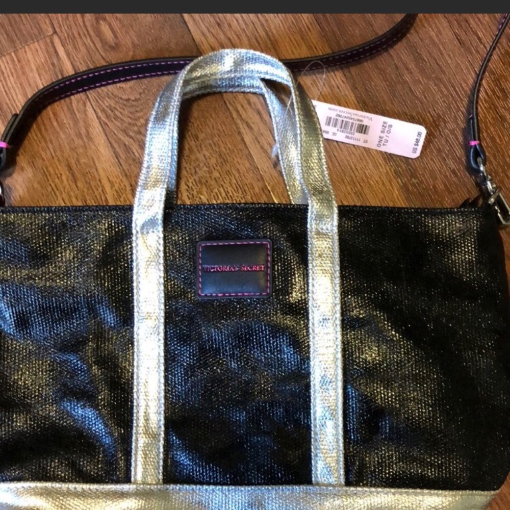 “NWT” Victoria secret (small) black /silver purse